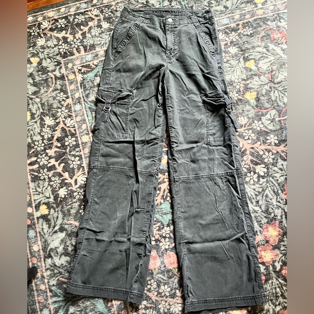 American Eagle Baggy Pants